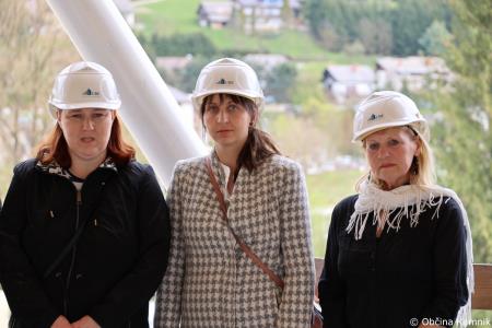 Ogled gradbišča nove Osnovne šole Frana Albrehta in seznanitev s potekom del občinskih svetnikov (43)